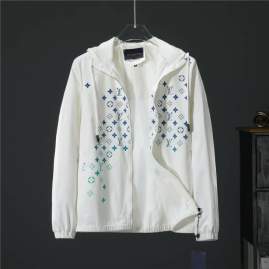 Picture of Louis Vuitton Jackets _SKULVM-3XL3cr6610631942
